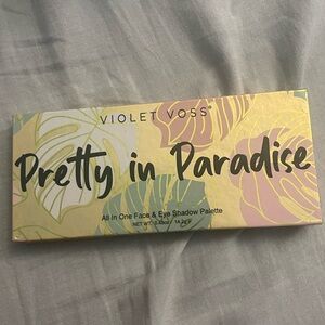 Pretty In Paradise eyeshadow palette
